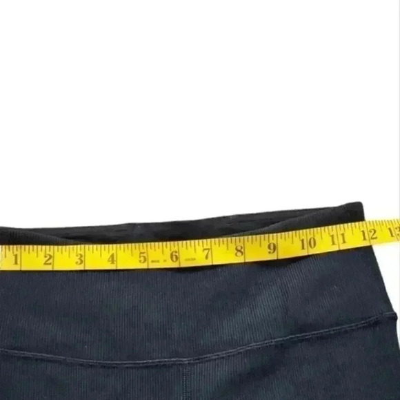 Lululemon Ivivva Rulu Rhythmic Tight Black Ribbed Leggings Active Girl's size 12 - Picture 9 of 11